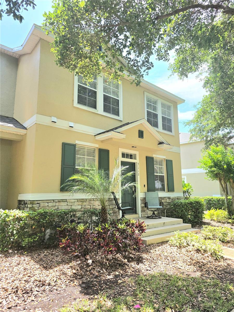 7112 FIVE OAKS DRIVE