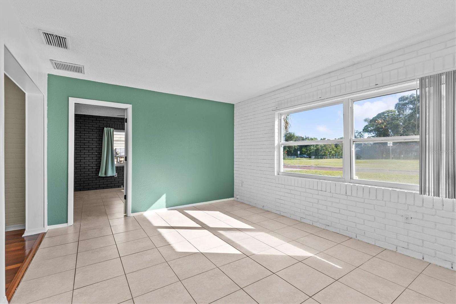 CRYSTAL BEACH HEIGHTS - Residential