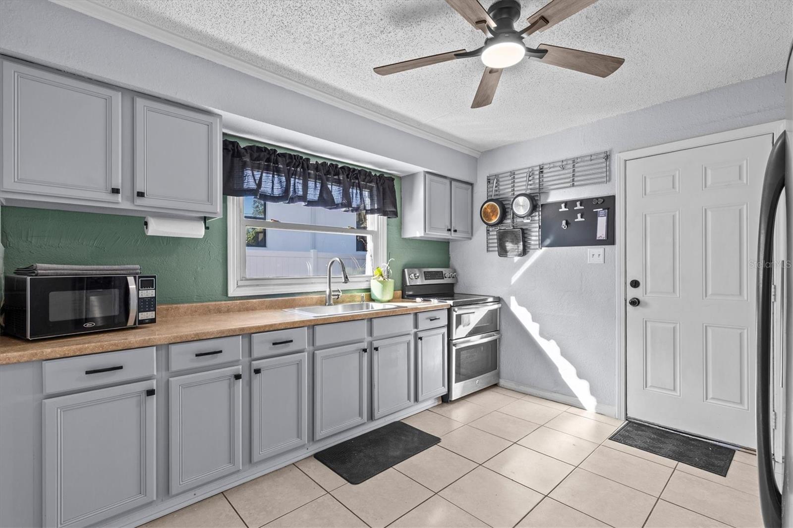 CRYSTAL BEACH HEIGHTS - Residential