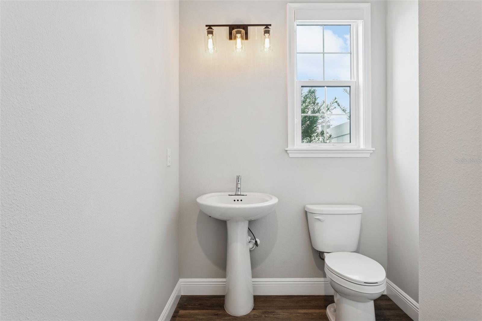 BROADMOOR PARK REV - Residential