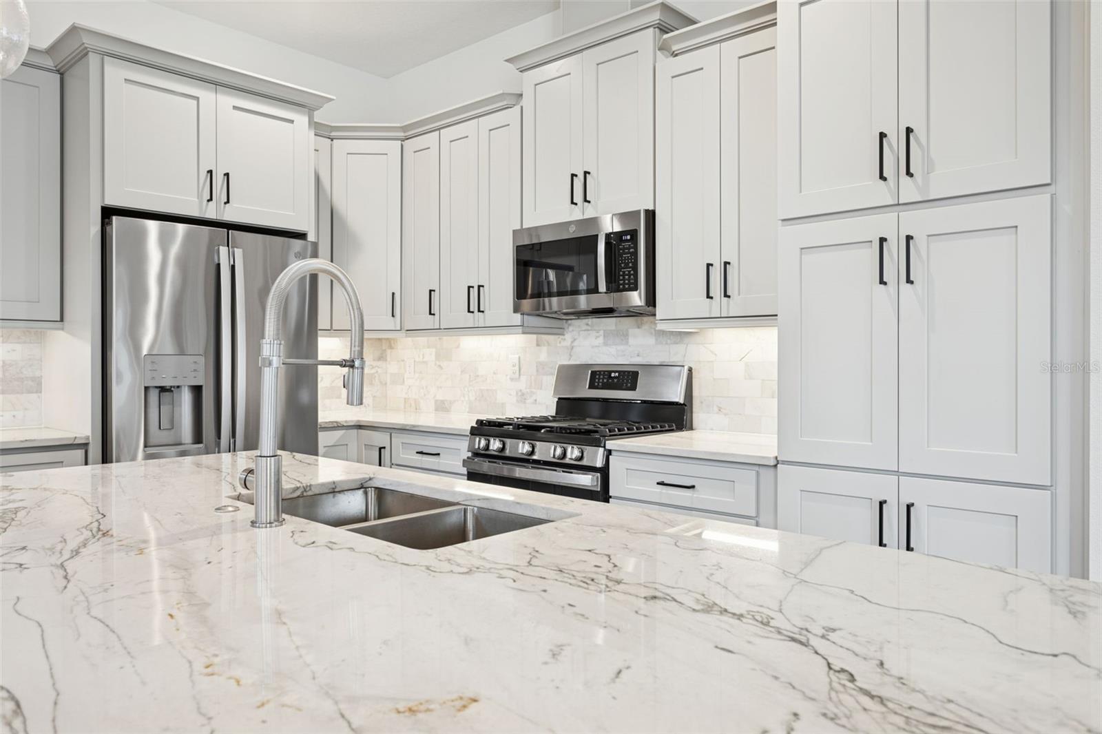 BROADMOOR PARK REV - Residential