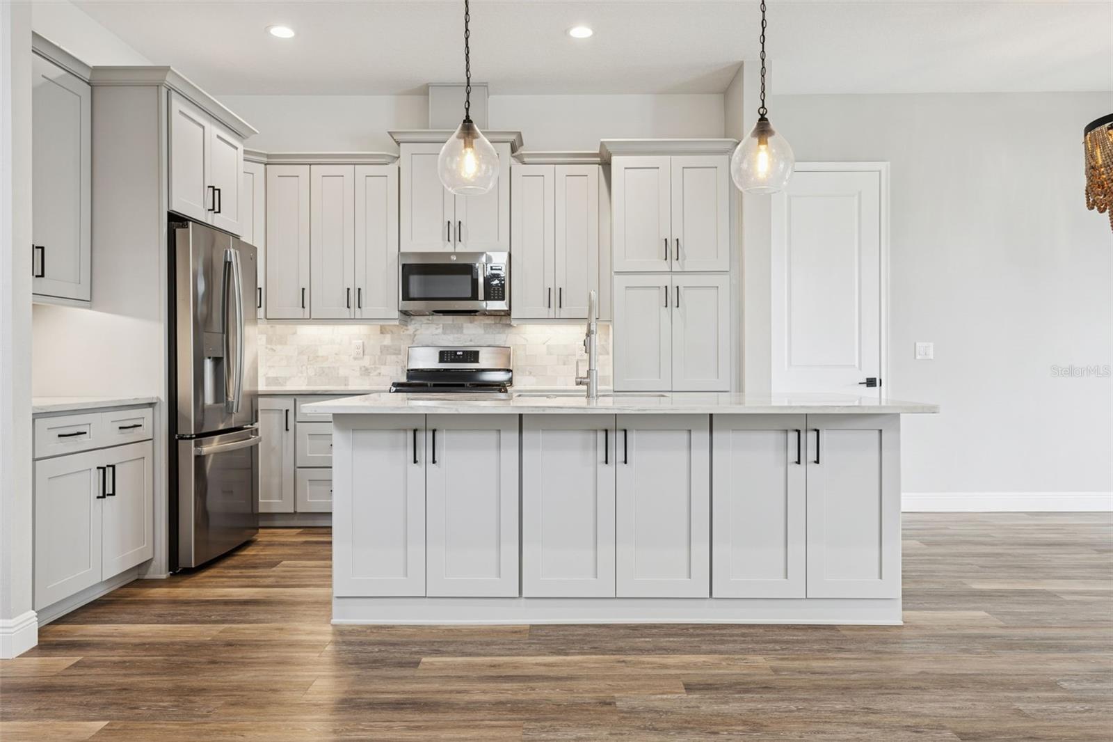 BROADMOOR PARK REV - Residential