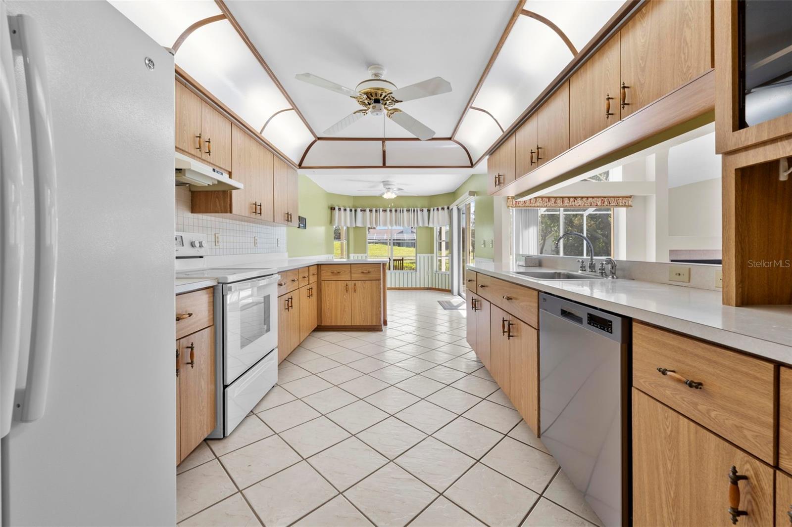 SPRING HILL - Residential