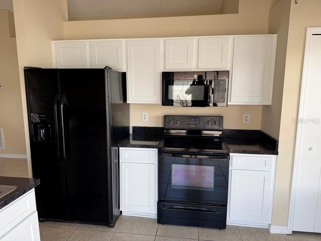 SOMERSBY - Residential