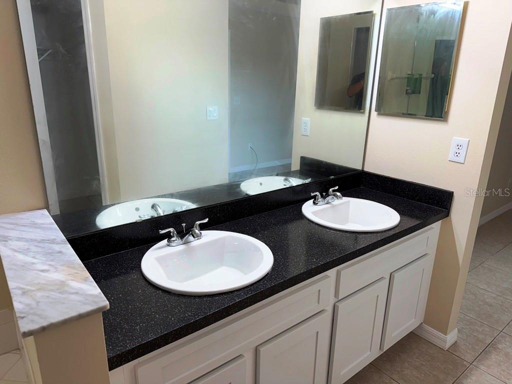 SOMERSBY - Residential