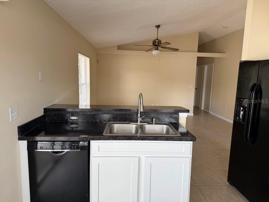 SOMERSBY - Residential