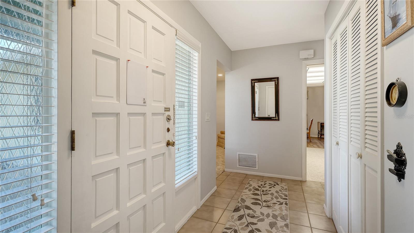 SOUTH VENICE - Residential