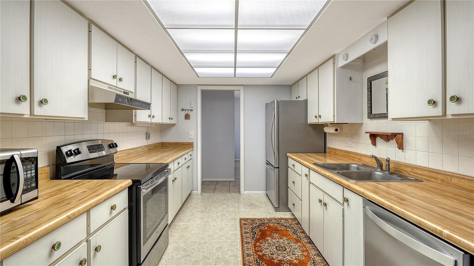 SOUTH VENICE - Residential