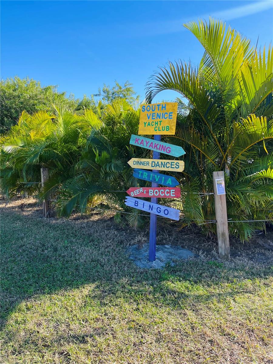 SOUTH VENICE - Residential