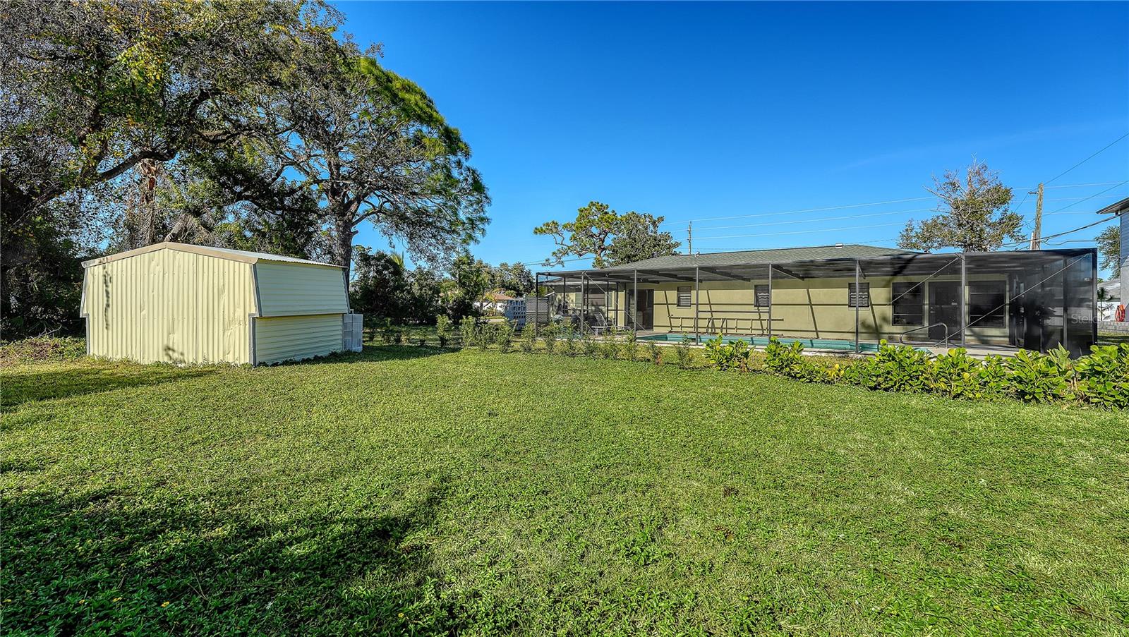 SOUTH VENICE - Residential