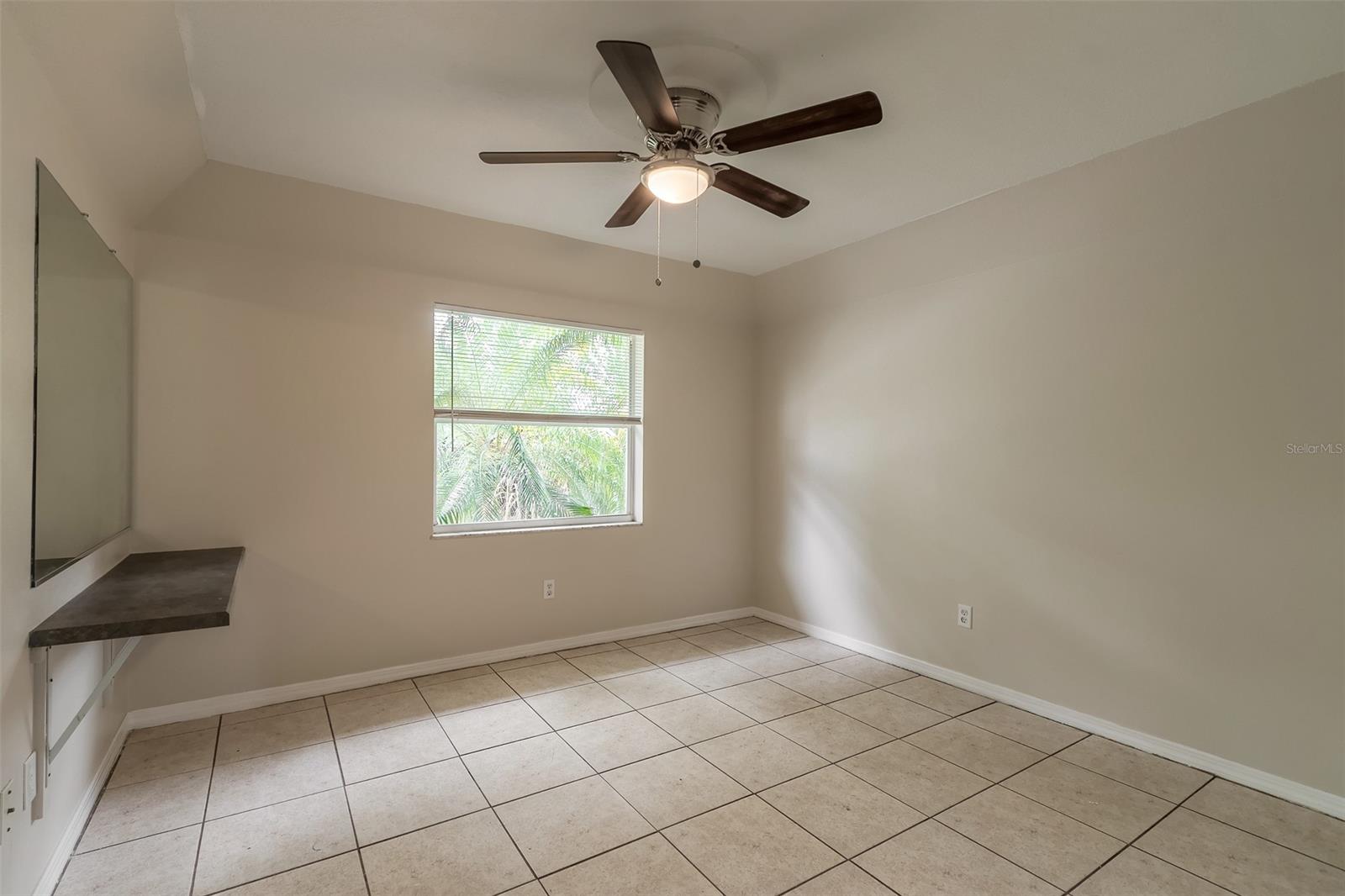 Florida Shores 01 - Residential