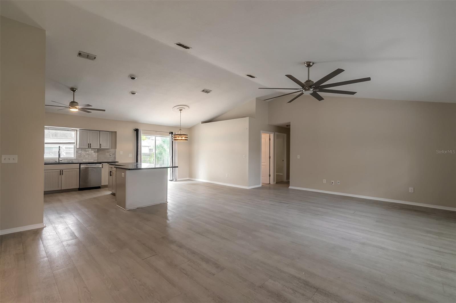 Florida Shores 01 - Residential