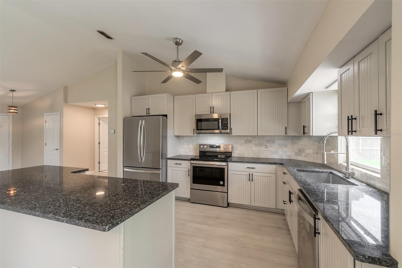 Florida Shores 01 - Residential