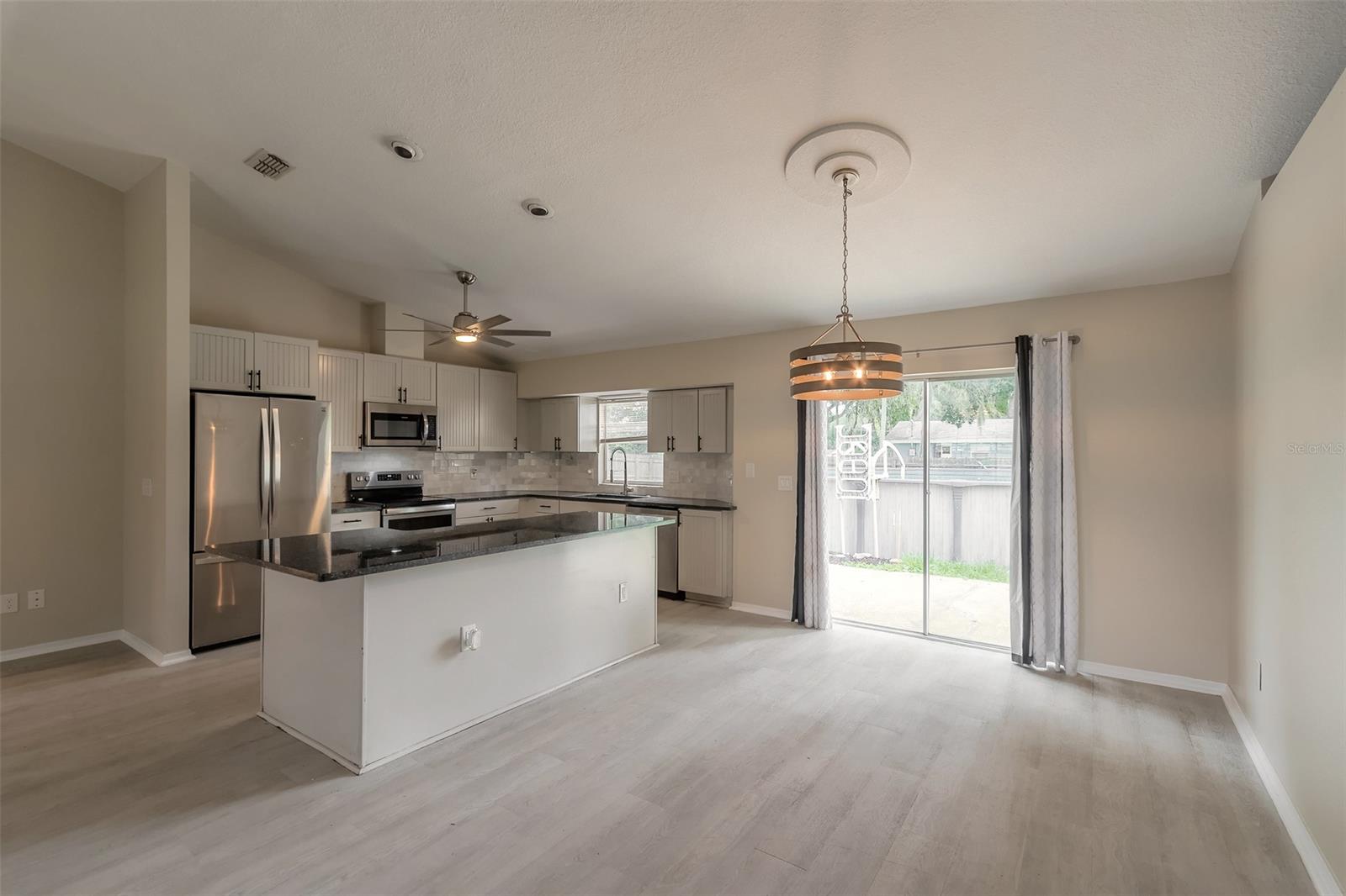 Florida Shores 01 - Residential