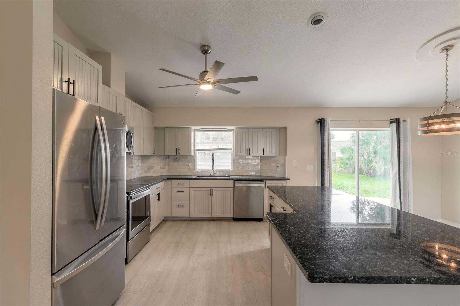 Florida Shores 01 - Residential