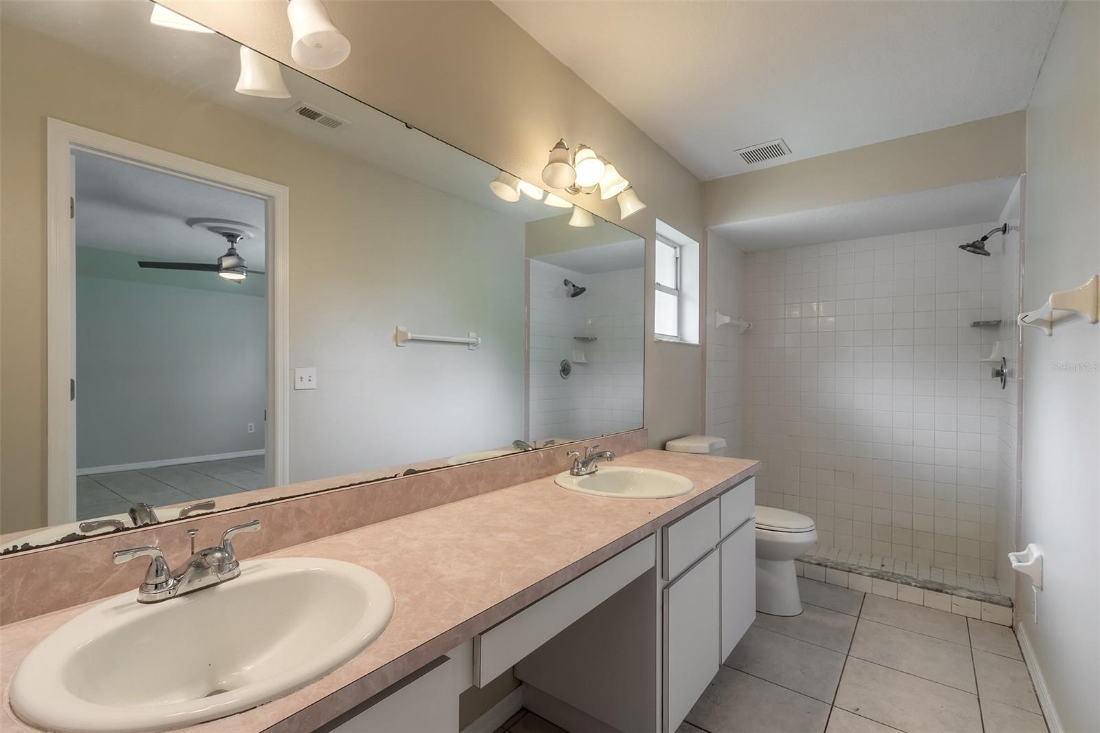 Florida Shores 01 - Residential