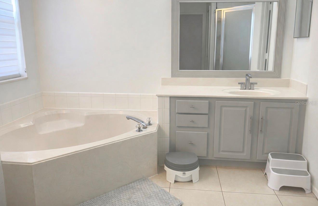 FALCON TRACE - Residential