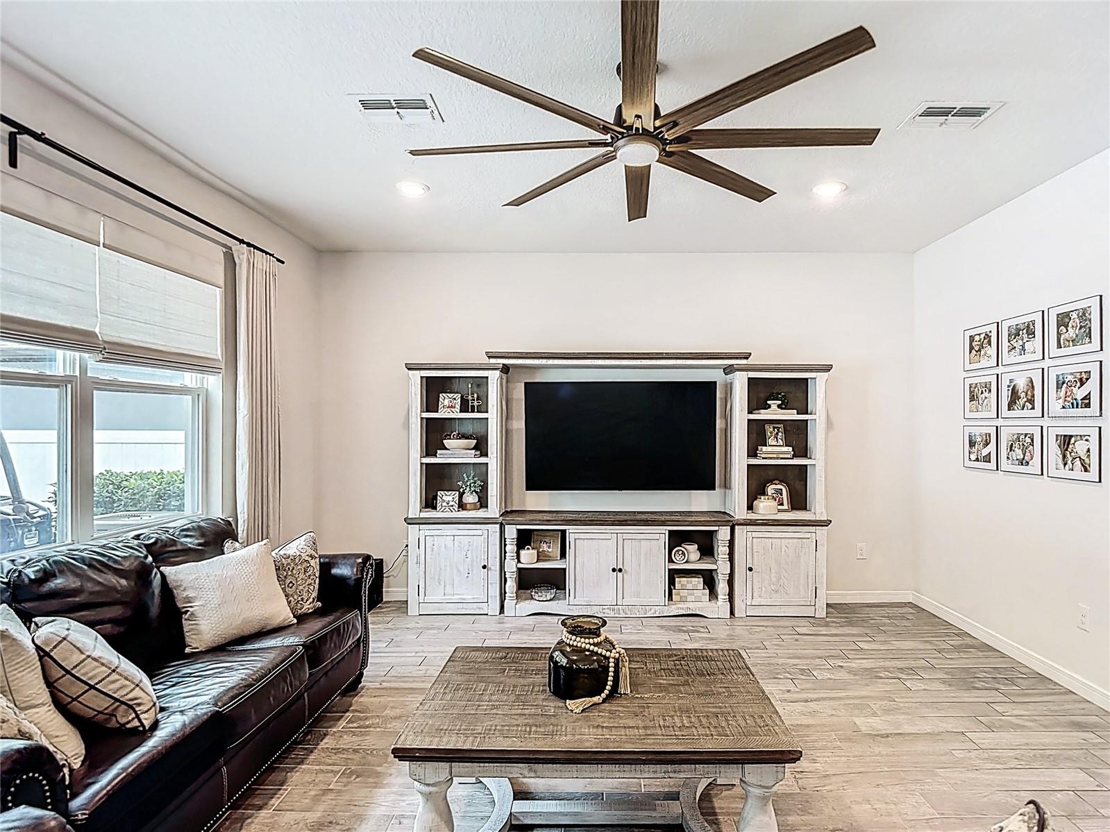 SAGEWOOD - Residential