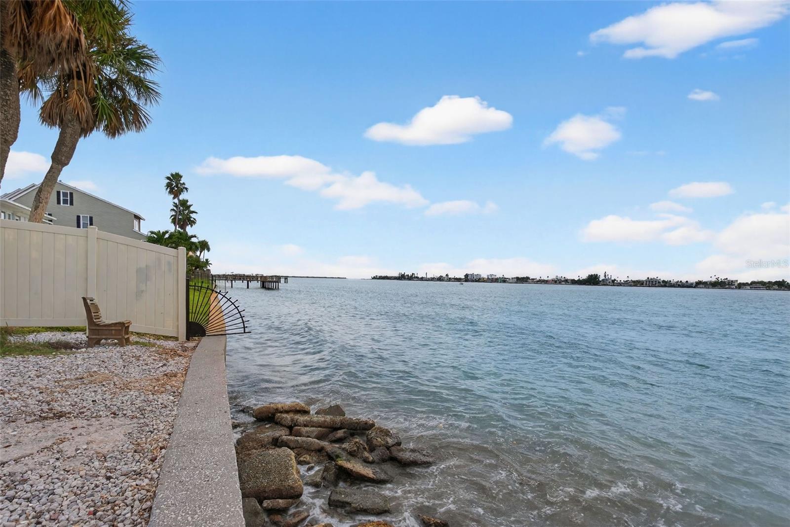 NIBROC CONDO - Residential