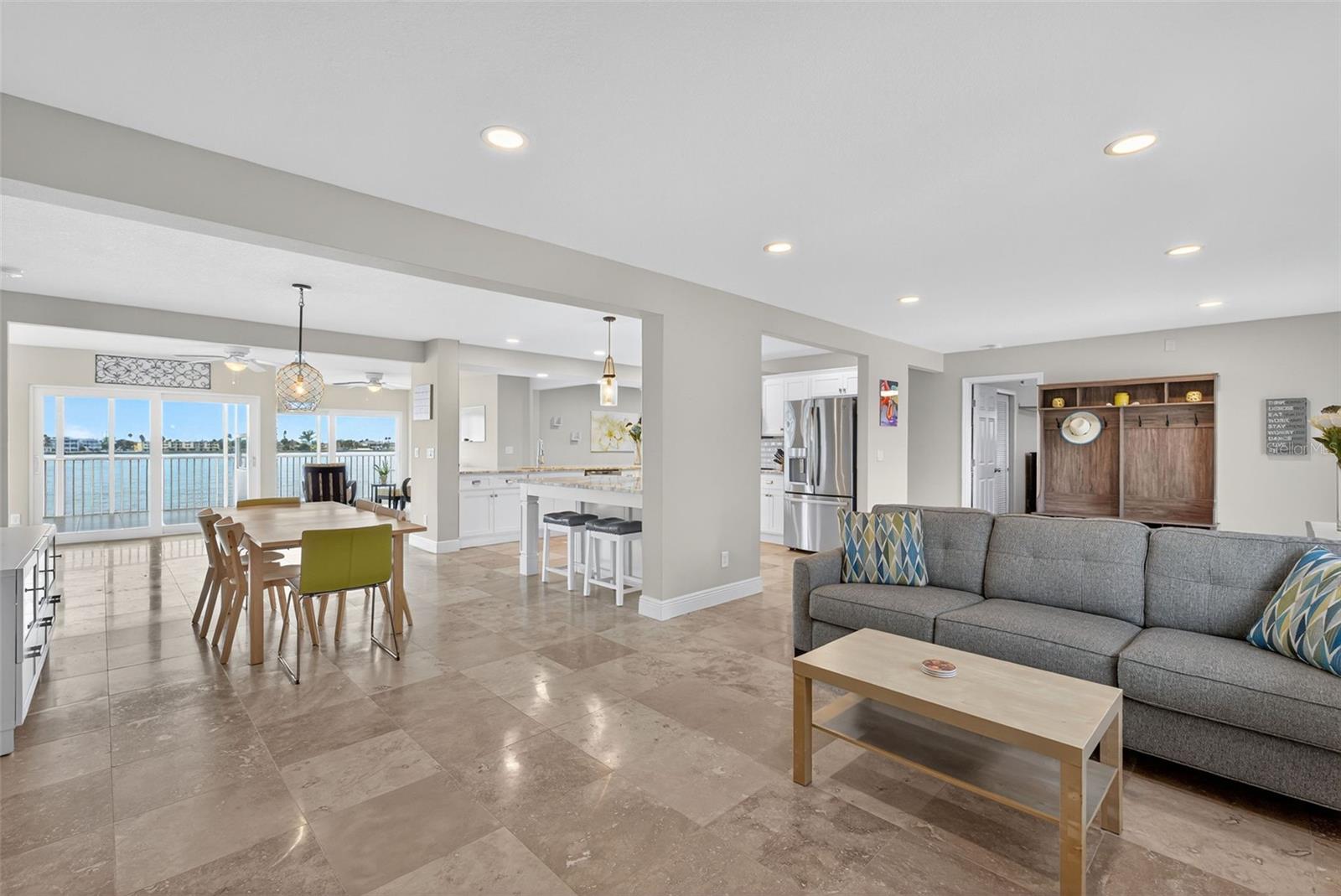 NIBROC CONDO - Residential