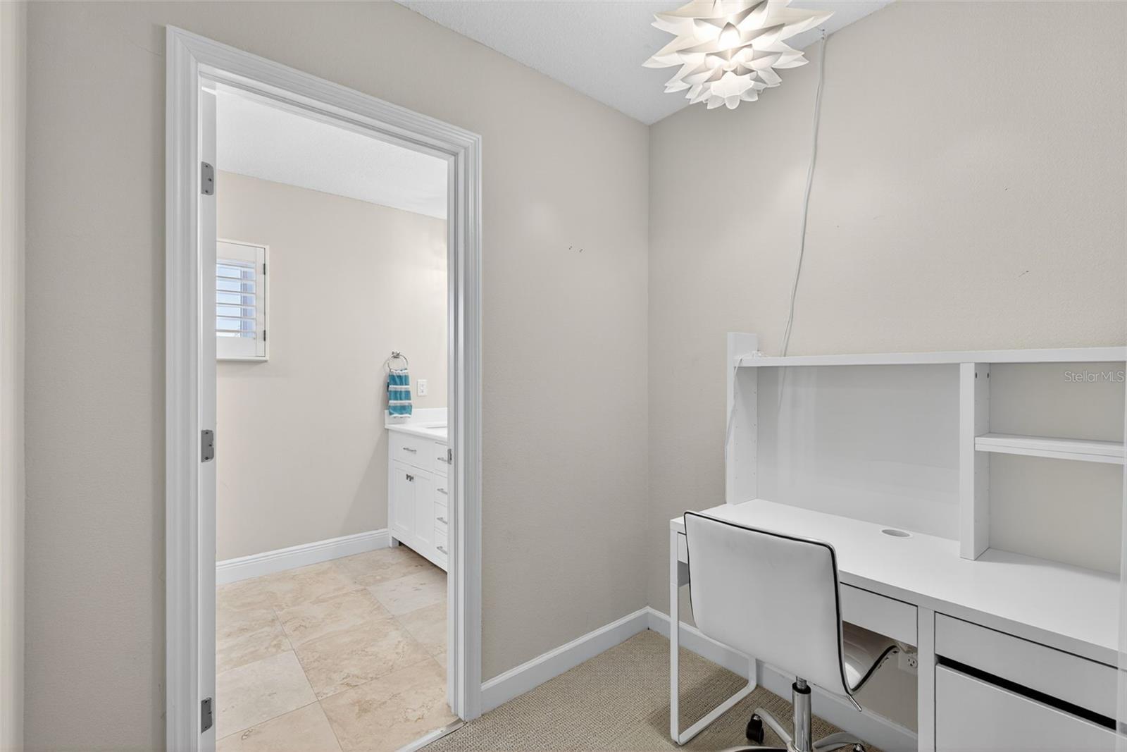 NIBROC CONDO - Residential