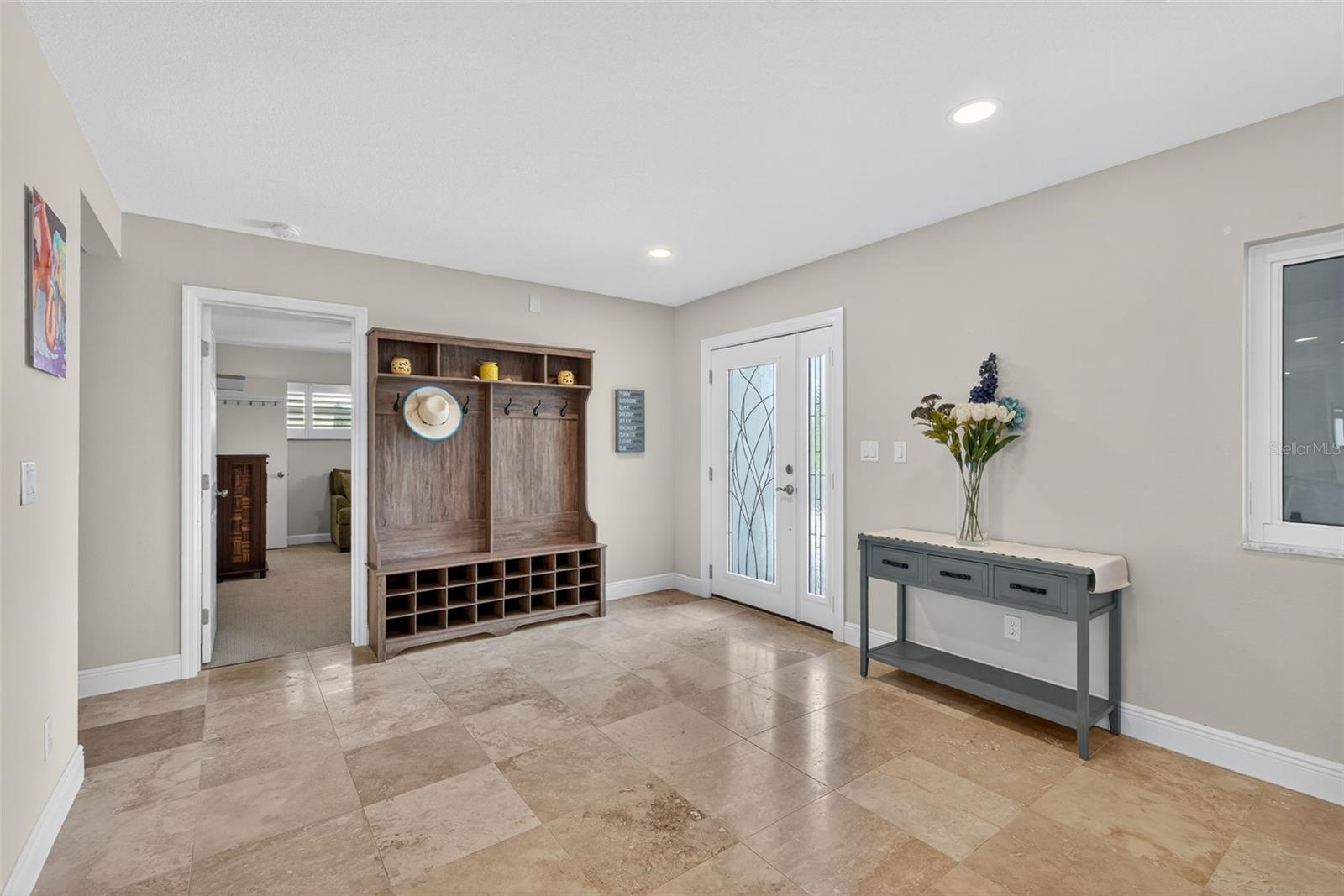 NIBROC CONDO - Residential