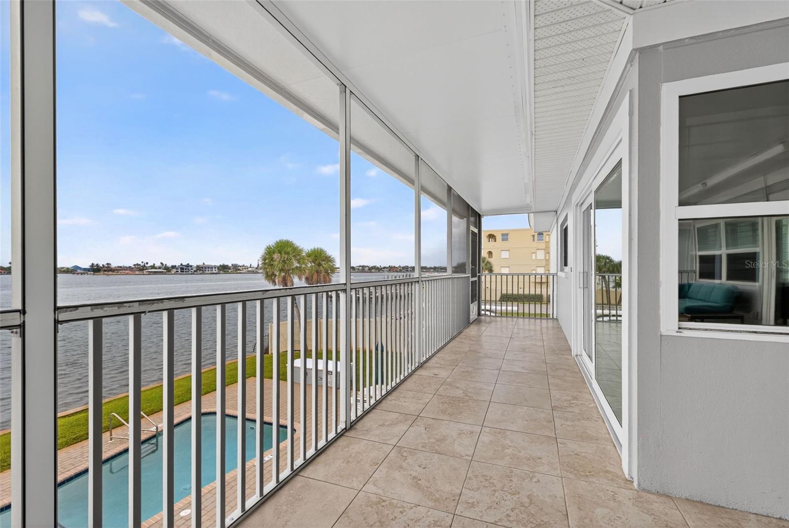 NIBROC CONDO - Residential