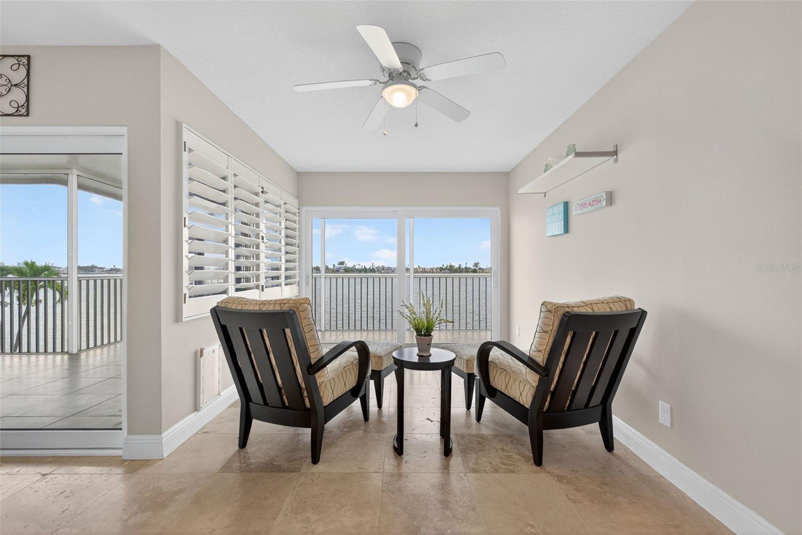 NIBROC CONDO - Residential