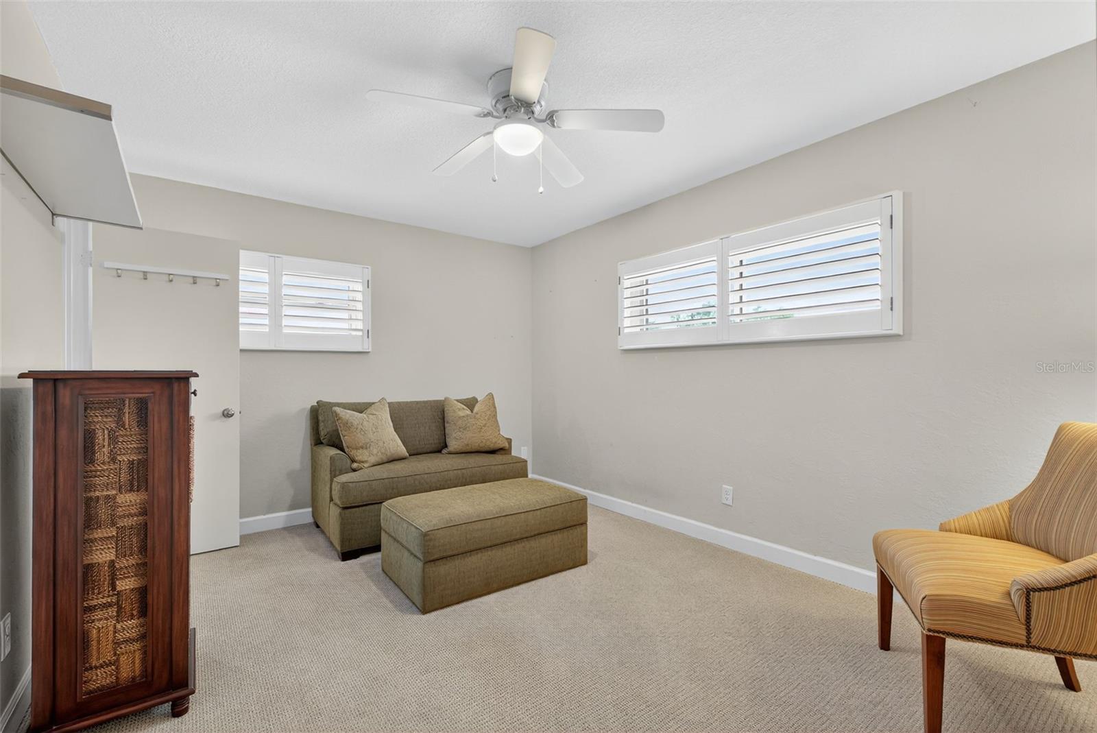 NIBROC CONDO - Residential