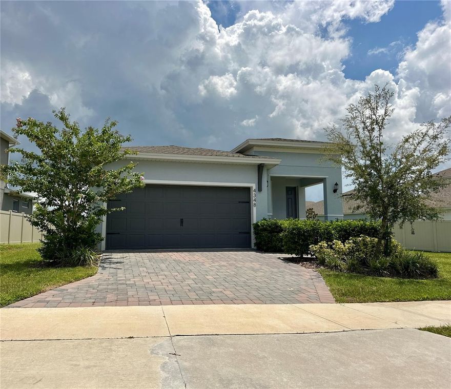 Great location at Clermont of Central Florida. The floor plan called Aspen with more than $25,000 upgrades interior. one story single family house with 4 beds, 2 baths, 2-car garage, total 1654 Sq. Ft. under the A/C area. Only a few minutes to Kings Ridge Publix shopping center, Lake Louisa State Park, and Clermont Landing Center. The high speed fiber internet is included from the rent. Extremely convenience public traffic thur US-27 to all Central Florida's attractions, theme parks, restaurants, and characters as well. Absolutely great opportunity to lives this beautiful house at the gorgeous Hartwood Landing Community.