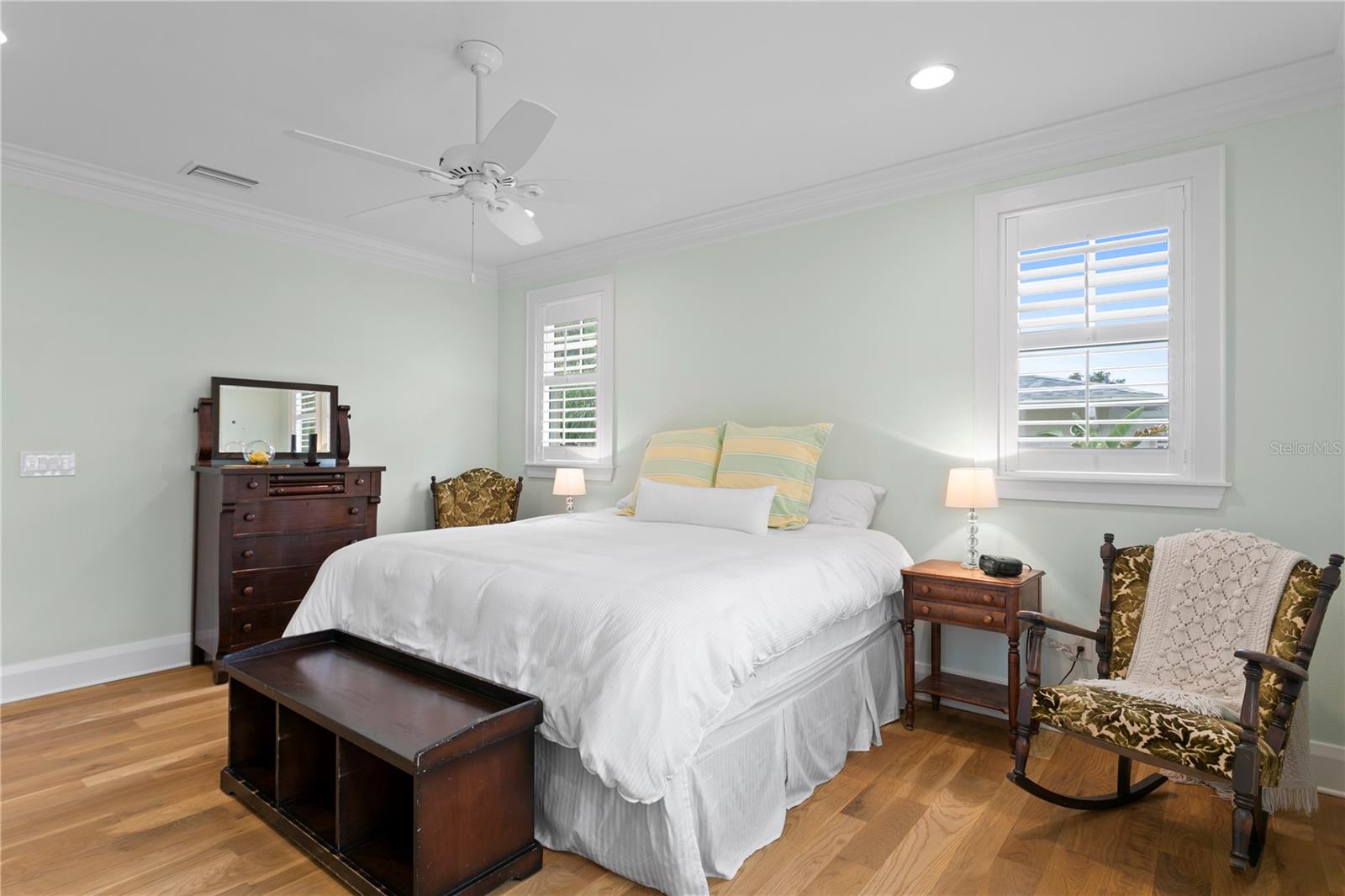 NEW SUBURB BEAUTIFUL - Residential