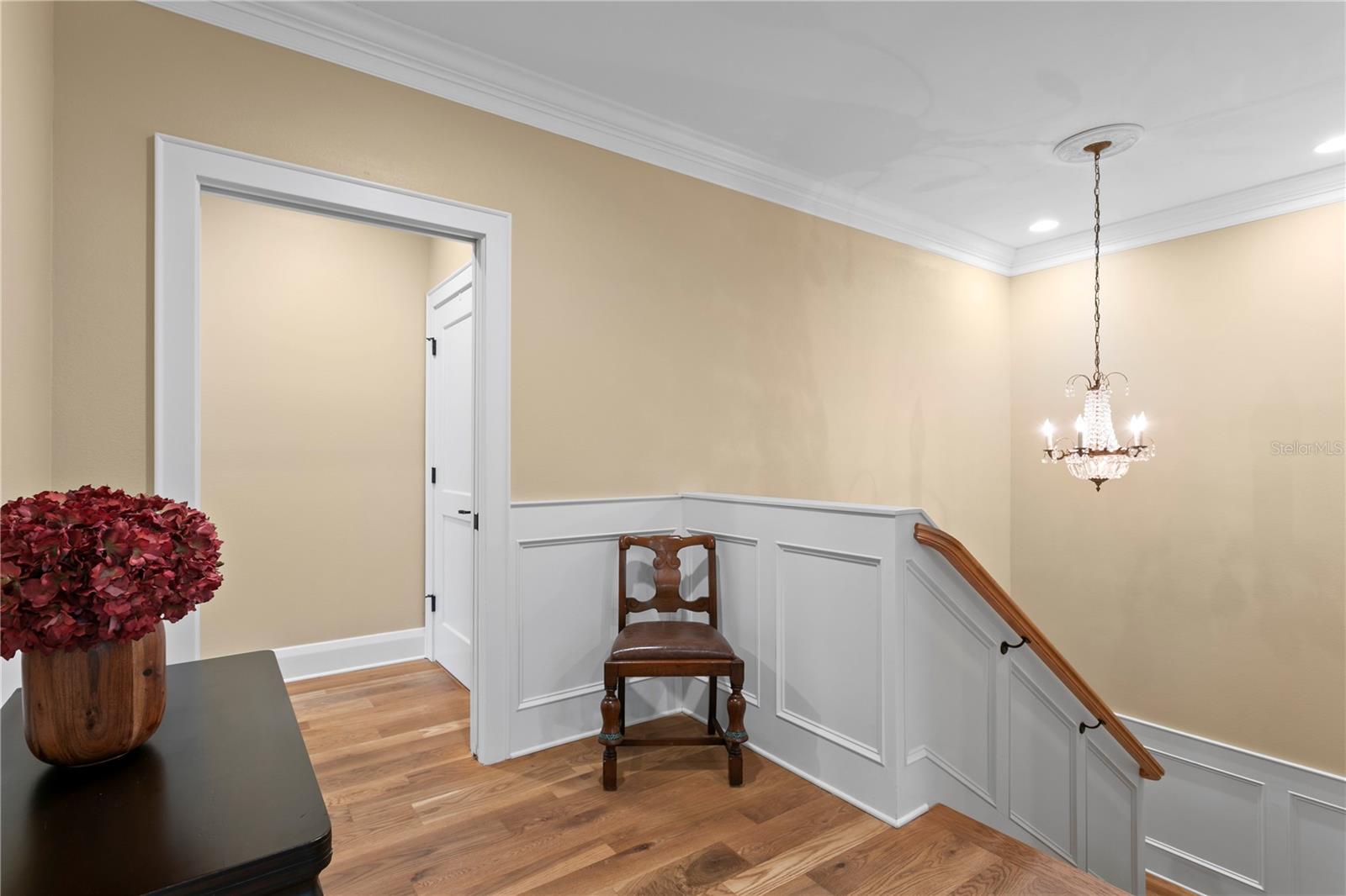 NEW SUBURB BEAUTIFUL - Residential