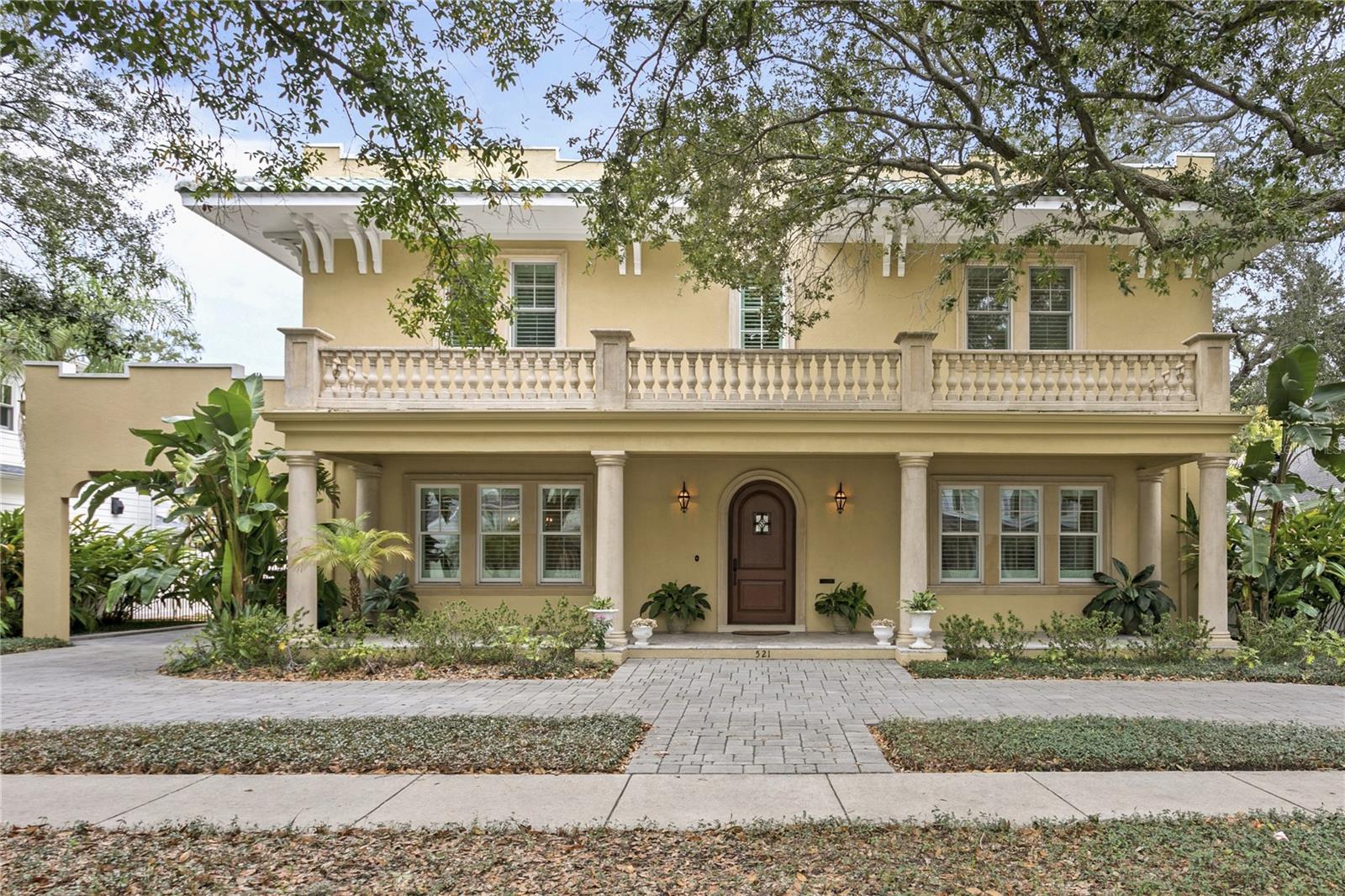 NEW SUBURB BEAUTIFUL - Residential