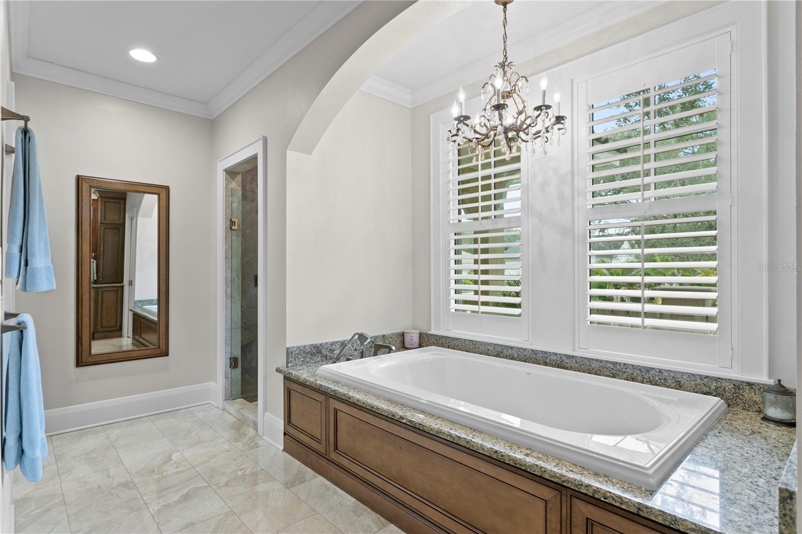 NEW SUBURB BEAUTIFUL - Residential