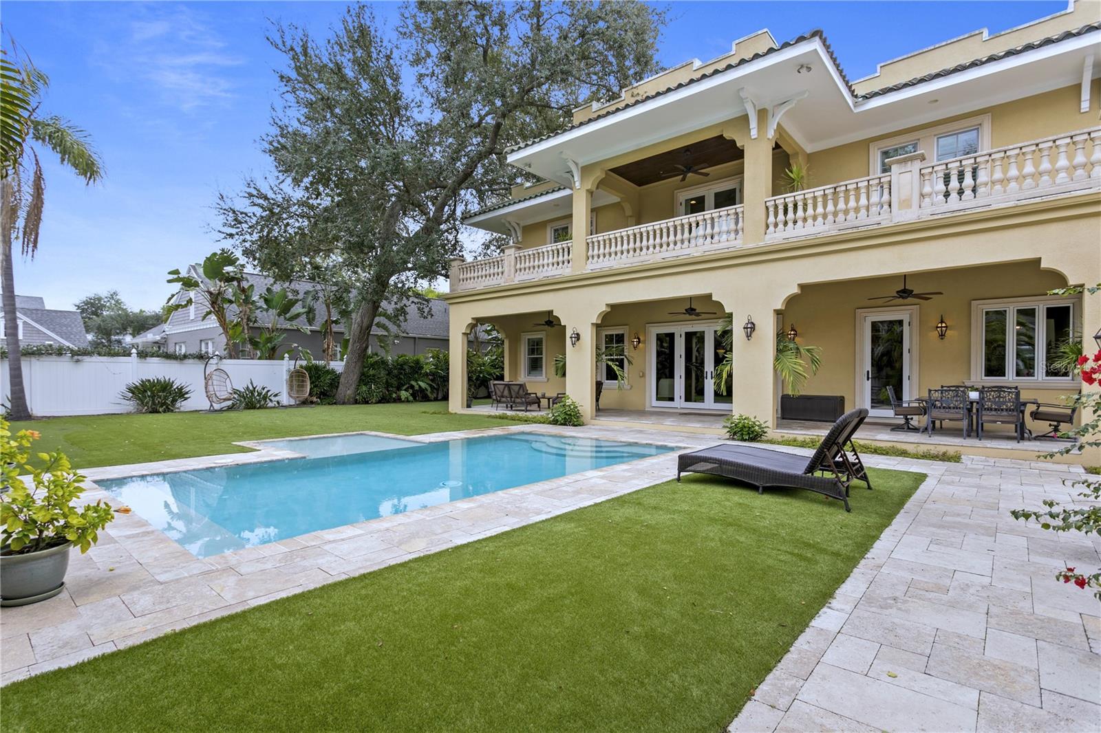 NEW SUBURB BEAUTIFUL - Residential