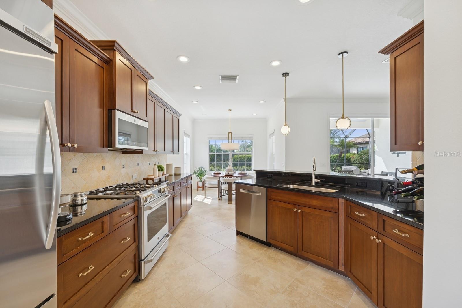 COUNTRY CLUB EAST AT LAKEWD RNCH OO1&2 - Residential