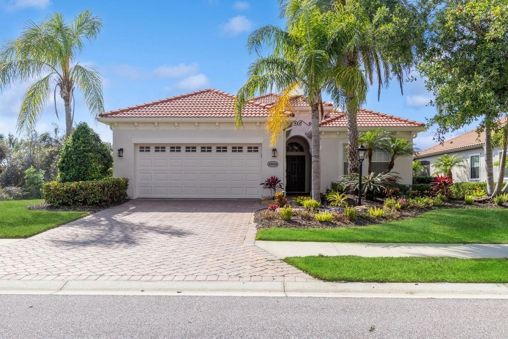 Photo of 14614 Newtonmore Lane, Lakewood Ranch, FL 34202 (MLS # A4668421)