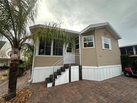 Photo of 2507 Magnolia Street, Clermont, FL 34714 (MLS # G5109091)