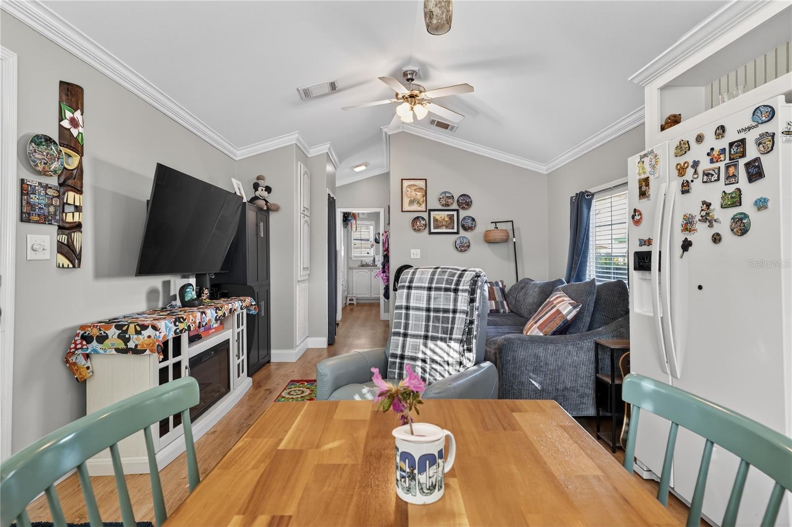 ELITE RESORTS AT CITRUS VALLEY CONDO UNIT 19 - Residential