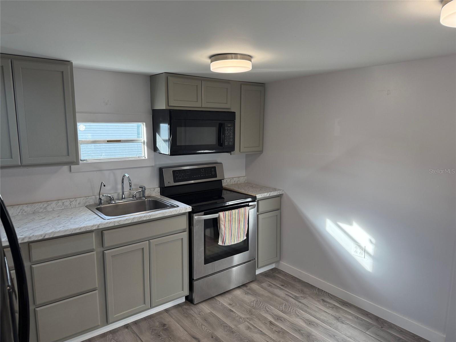 FLORIDA TRAILER ESTATES FOURTH ADD - Residential