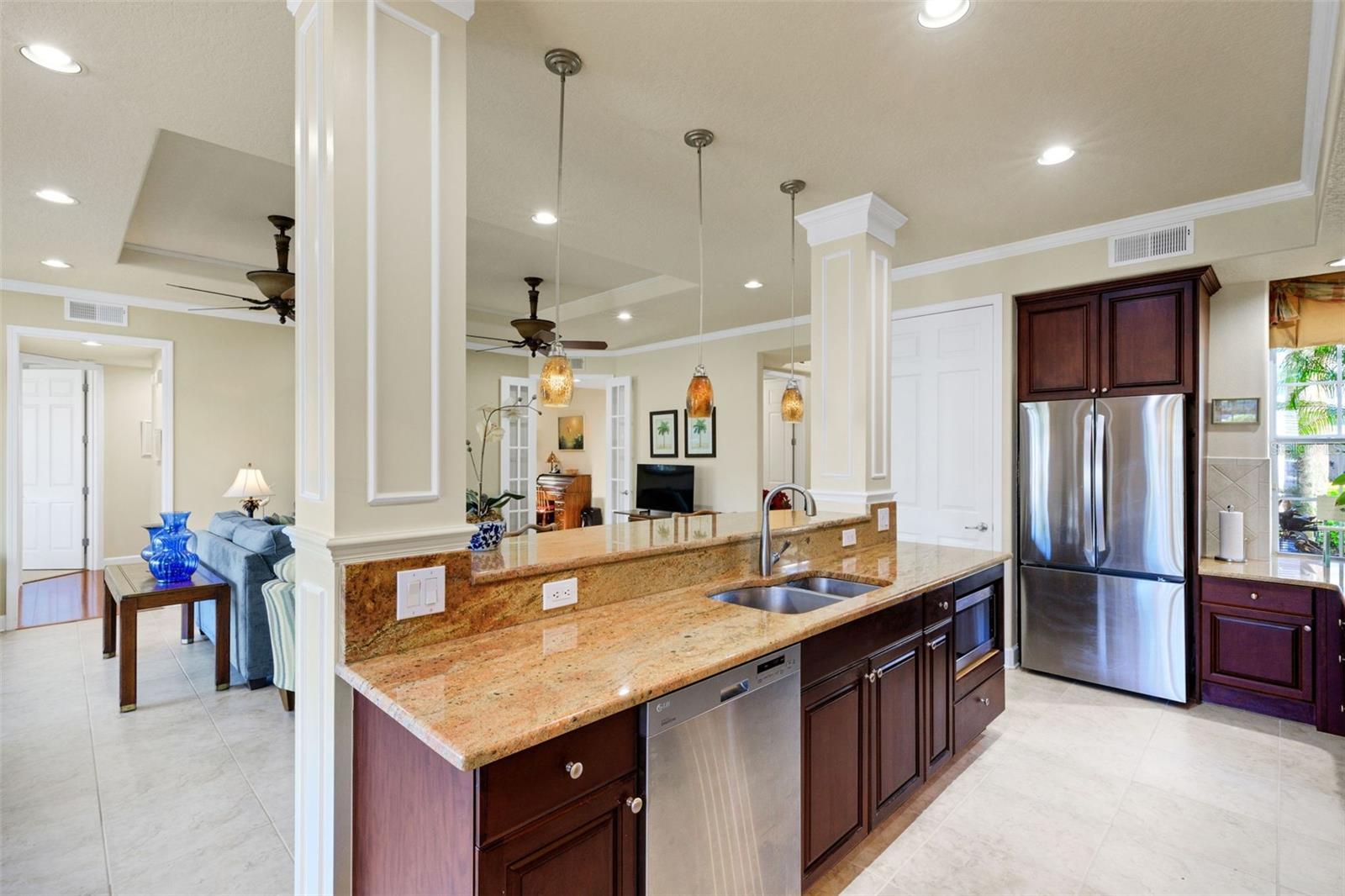 SAVANNAH PRESERVE AT UNIVERSITY PLACE - Residential