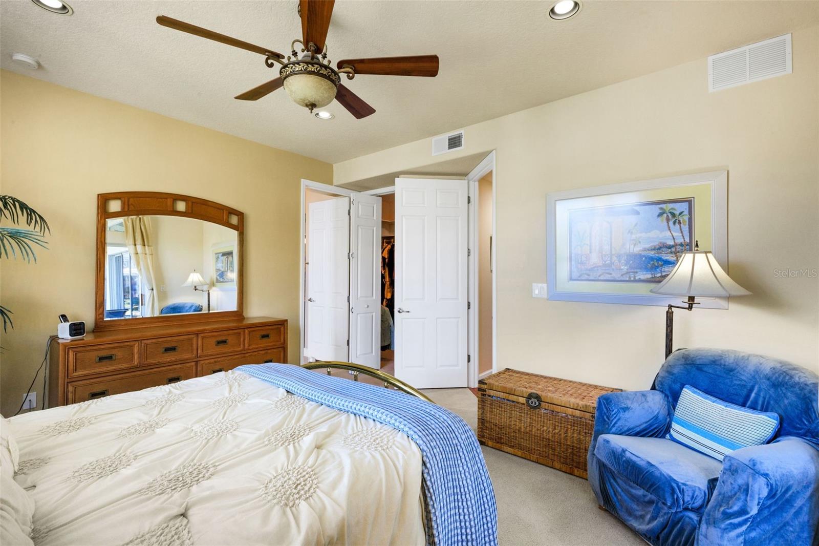 SAVANNAH PRESERVE AT UNIVERSITY PLACE - Residential