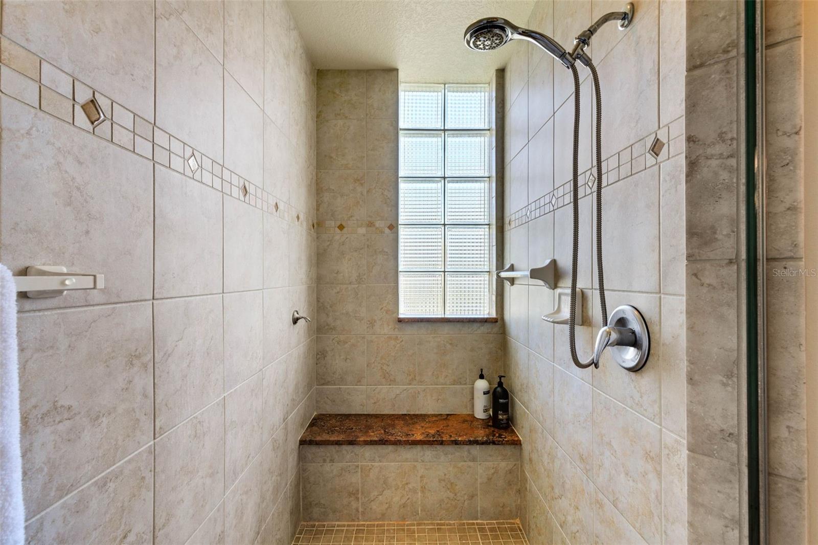 SAVANNAH PRESERVE AT UNIVERSITY PLACE - Residential