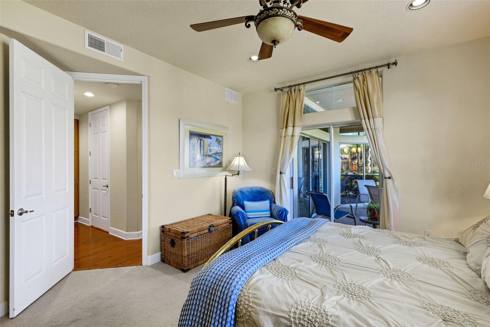 SAVANNAH PRESERVE AT UNIVERSITY PLACE - Residential