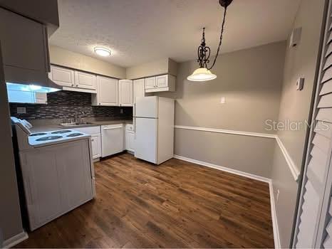 APOLLO BEACH CONDO - Residential Lease