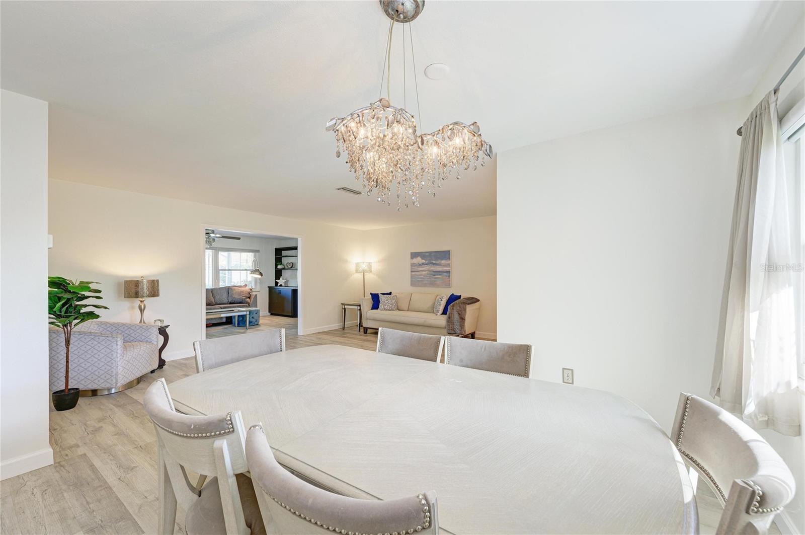 VILLAGE GREEN CLUB ESTATES - Residential