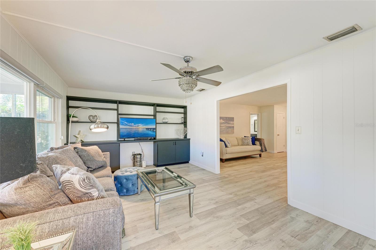 VILLAGE GREEN CLUB ESTATES - Residential