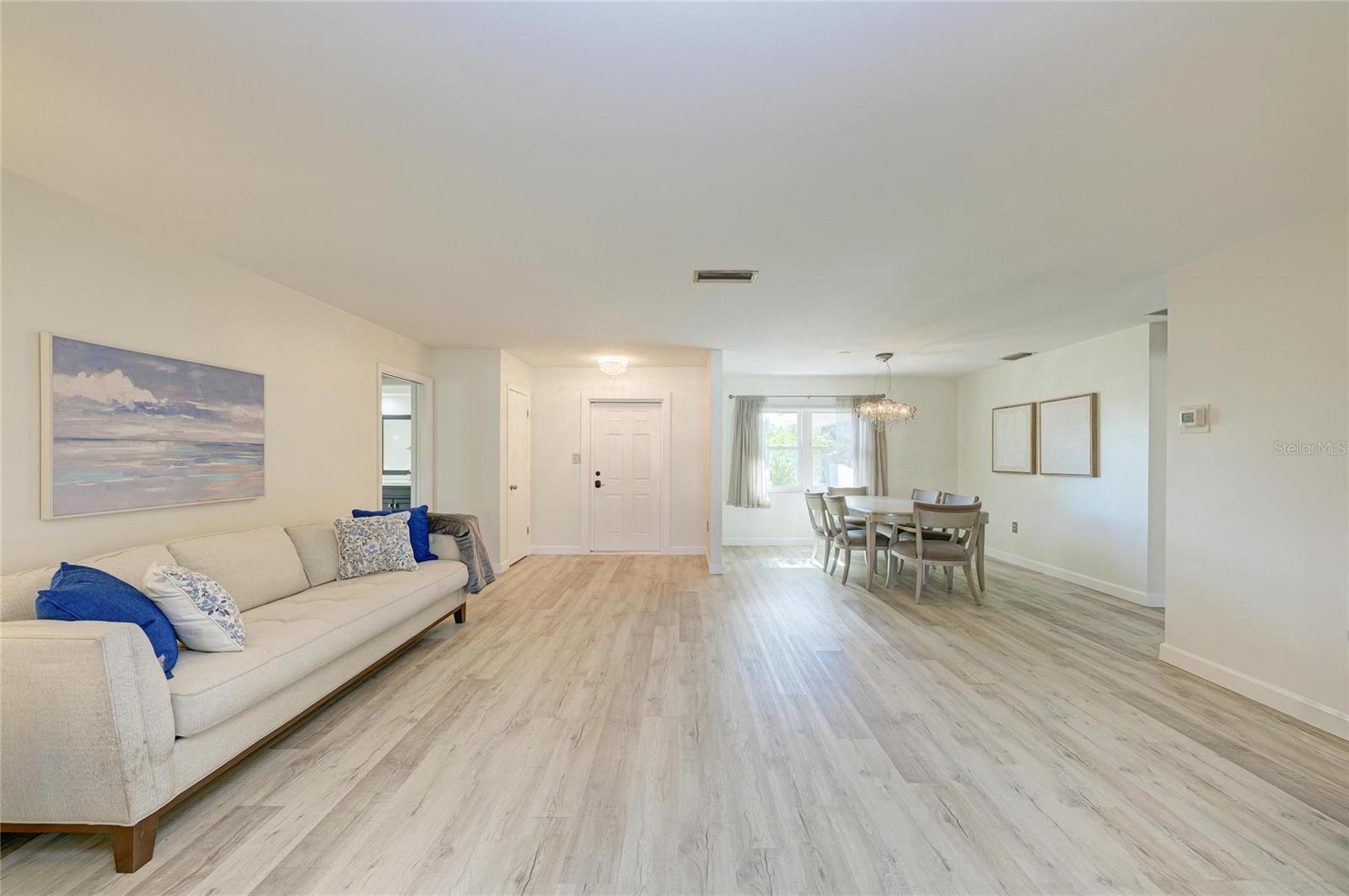 VILLAGE GREEN CLUB ESTATES - Residential