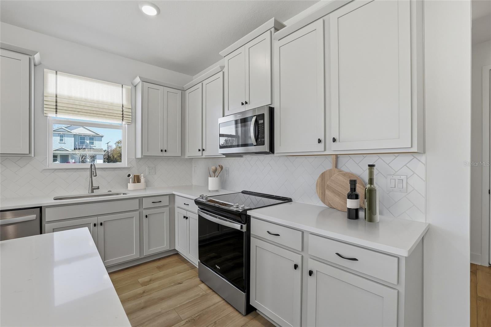 2015 AMELIA BAY PLACE