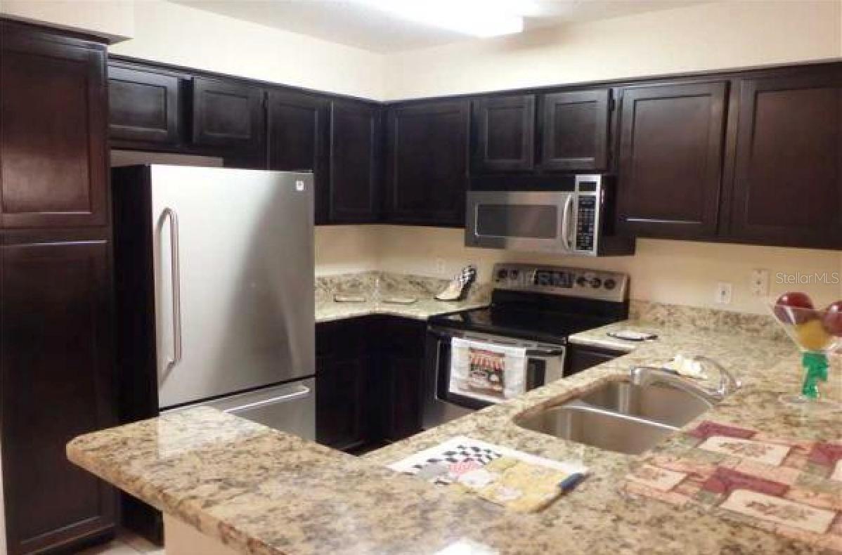 14049 FAIRWAY ISLAND DRIVE 113